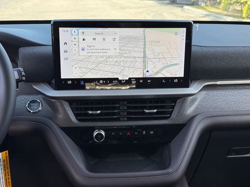 New 2026 Ford Explorer Platinum image 26