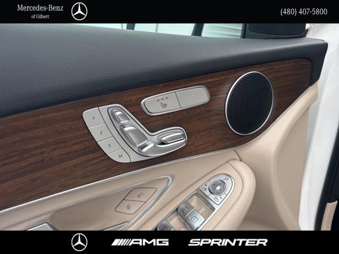Used 2022 Mercedes-Benz GLC 300 image 12