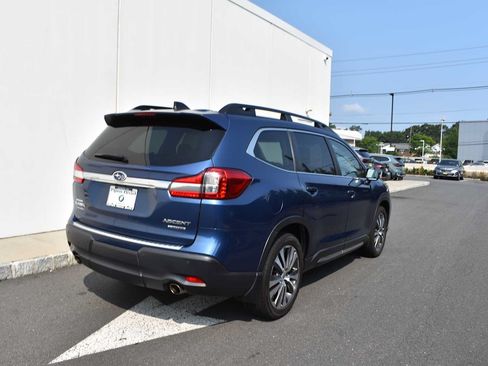 Used 2022 Subaru Ascent Limited w/ Technology Package AWD/4WD image 5