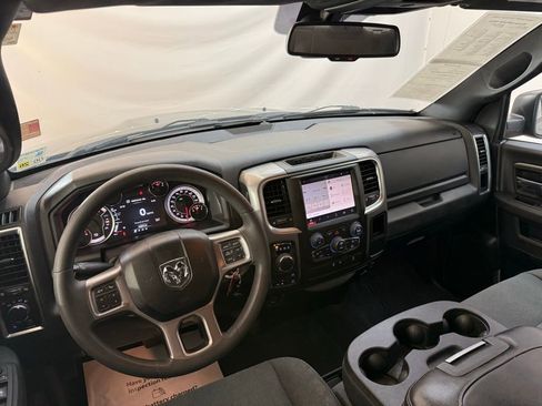 Used 2022 RAM 1500 Classic Warlock w/ Electronics Group AWD/4WD image 10