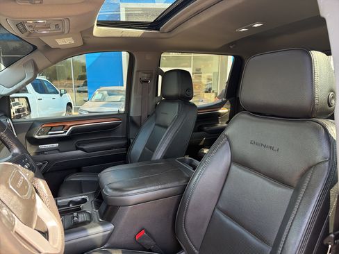Used 2023 GMC Sierra 1500 Denali w/ Denali Reserve Package AWD/4WD image 23