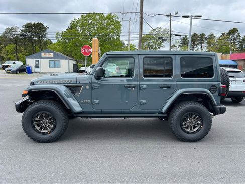New 2025 Jeep Wrangler Unlimited Rubicon 392 image 8