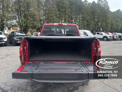 New 2025 Ford F150 Lariat w/ Equipment Group 502A High image 33