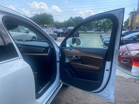 Used 2019 Volvo XC90 T6 Inscription w/ Luxury Package image 35