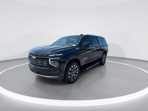 New 2026 Chevrolet Suburban High Country w/ Sun And Tow Package AWD/4WD image 5