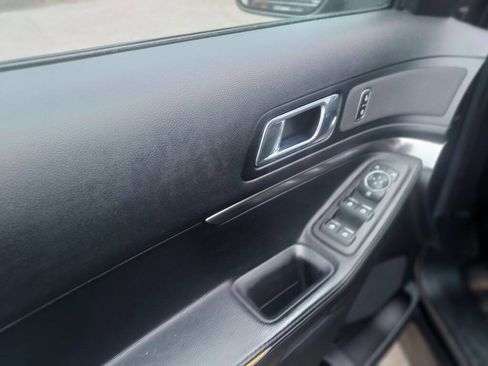 Used 2019 Ford Explorer 4WD Police Interceptor image 10