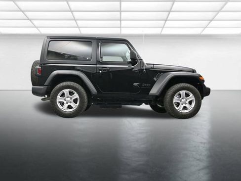 Used 2023 Jeep Wrangler Sport S image 26
