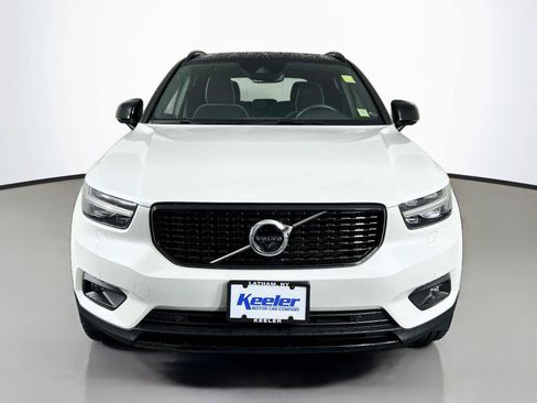 Used 2022 Volvo XC40 T5 R-Design AWD/4WD image 9