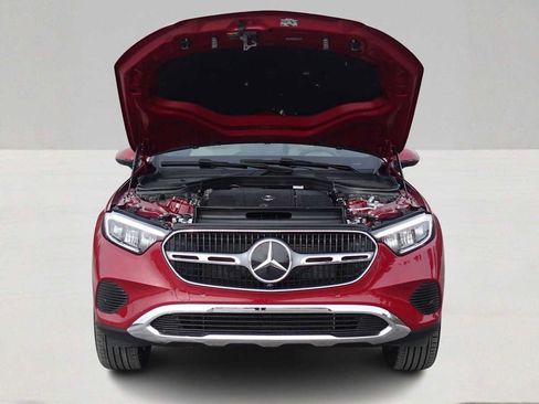 Used 2026 Mercedes-Benz GLC 300 4MATIC image 10