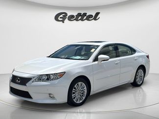 Used 2015 Lexus ES 350 w/ Luxury Package FWD video 1