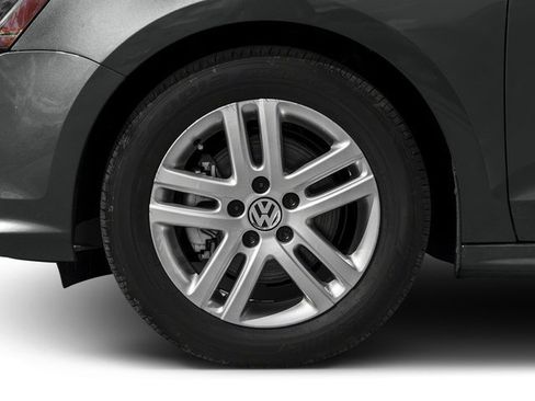 Used 2018 Volkswagen Jetta SEL FWD image 11