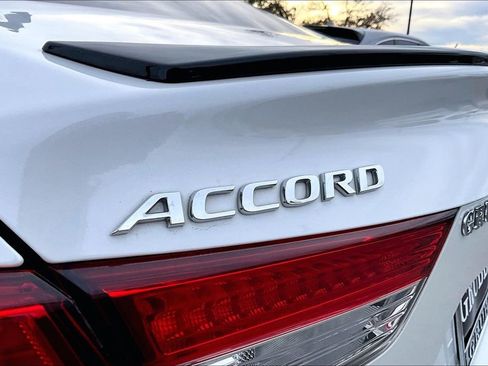 Used 2022 Honda Accord Sport image 41