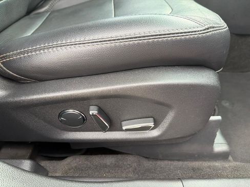 Used 2017 Ford Explorer Limited FWD image 28