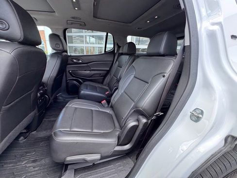 Used 2023 GMC Acadia SLT w/ Elevation Edition AWD/4WD image 28