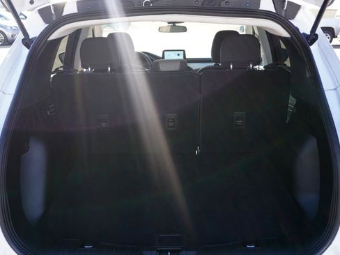 Used 2021 Ford Escape SE image 22