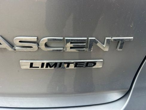 Used 2023 Subaru Ascent Limited w/ Technology Package AWD/4WD image 5