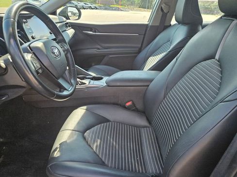 Used 2024 Toyota Camry SE FWD image 9