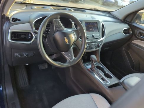 Used 2022 Chevrolet Equinox LS image 7