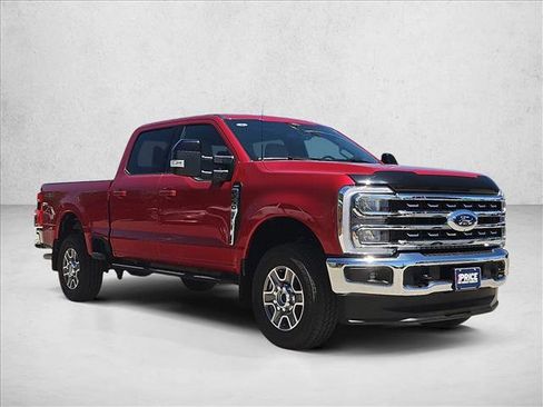 Used 2024 Ford F250 Lariat AWD/4WD image 3