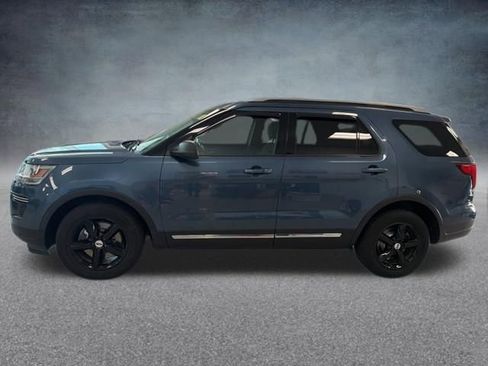 Used 2018 Ford Explorer XLT FWD image 10