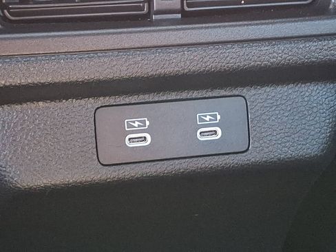 Used 2023 Honda Accord EX-L image 11