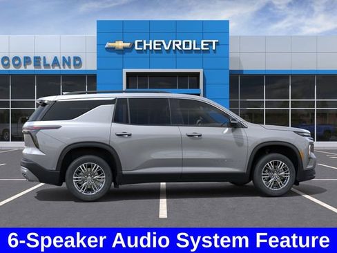 New 2026 Chevrolet Traverse LT w/ Driver Confidence Package AWD/4WD image 6