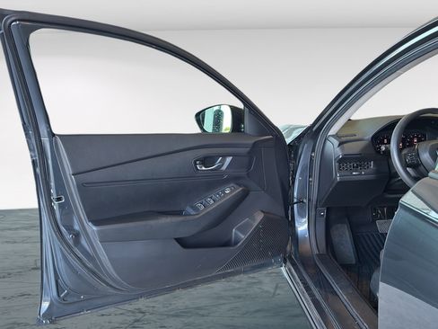 Used 2025 Honda Accord LX image 11