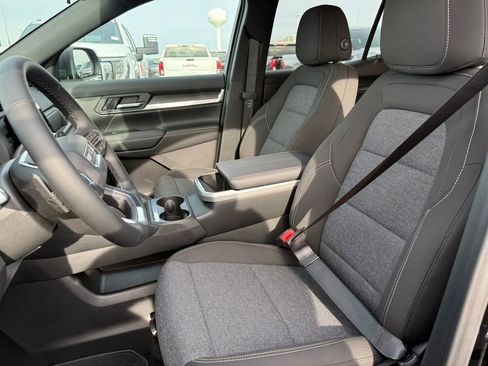 New 2026 GMC Terrain Elevation w/ Black Edition AWD/4WD image 17