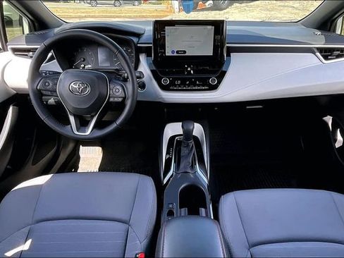 Used 2025 Toyota Corolla SE image 7