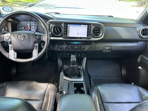 Used 2021 Toyota Tacoma TRD Pro AWD/4WD image 11