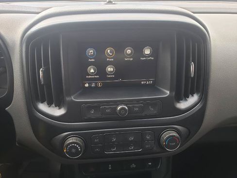 Used 2019 Chevrolet Colorado W/T RWD image 13