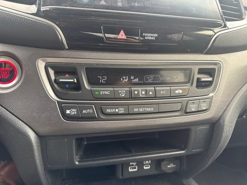 Used 2024 Honda Ridgeline Sport image 29