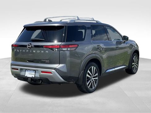 Certified 2024 Nissan Pathfinder Platinum AWD/4WD image 4