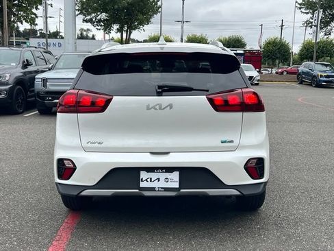 Used 2022 Kia Niro LXS w/ Digital Cluster Package FWD image 10