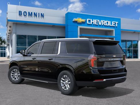 New 2026 Chevrolet Suburban LS RWD image 4