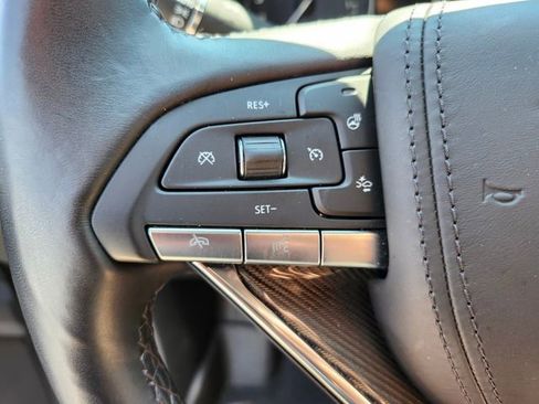 Used 2022 Cadillac XT6 Premium Luxury w/ Platinum Package image 33