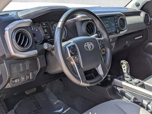 Used 2023 Toyota Tacoma SR5 AWD/4WD image 7
