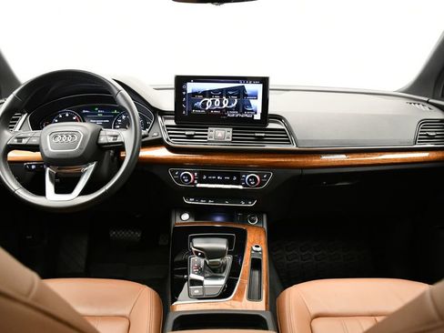 Certified 2023 Audi Q5 2.0T Premium w/ Convenience Package image 19