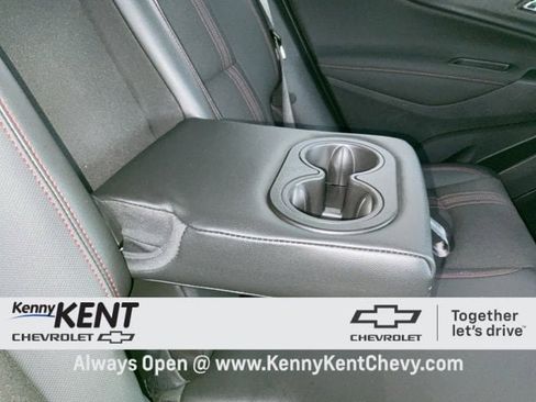 Used 2022 Chevrolet Equinox RS image 13