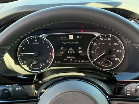 New 2025 Nissan Pathfinder SL image 17