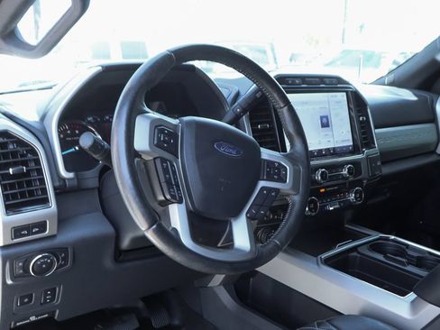 Used 2022 Ford F250 Lariat w/ Black Appearance Package AWD/4WD image 18