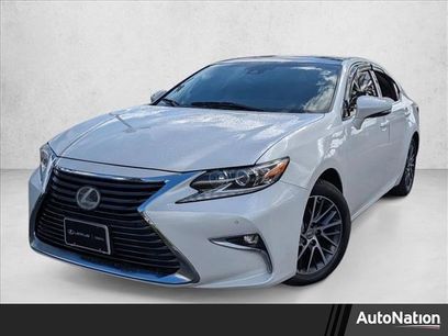 Used 2017 Lexus ES 350 w/ Navigation System Package