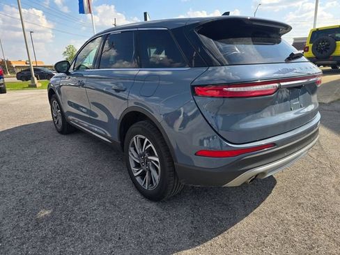 Used 2023 Lincoln Corsair AWD image 5