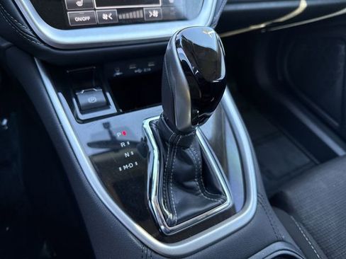 Used 2022 Subaru Outback Premium image 20