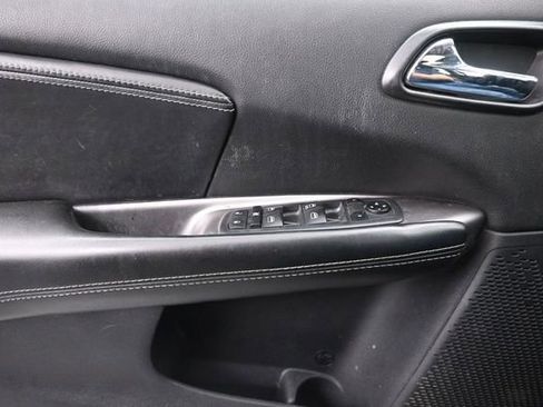 Used 2020 Dodge Journey Crossroad FWD image 27