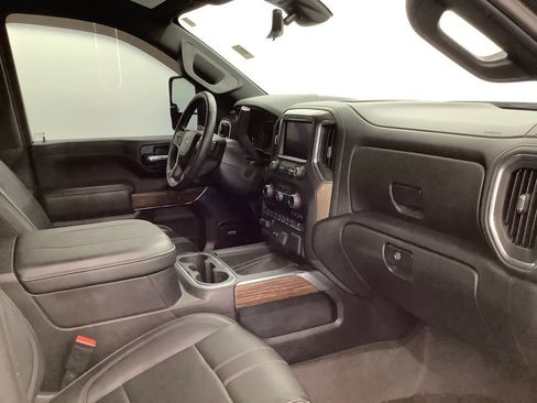 Used 2023 Chevrolet Silverado 2500 High Country w/ Technology Package AWD/4WD image 28