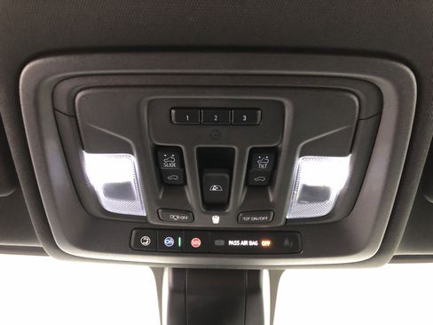 Used 2023 Chevrolet Silverado 3500 High Country w/ Safety Package II image 19