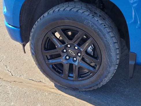 Used 2022 Chevrolet Silverado 1500 RST w/ Protection Package image 10