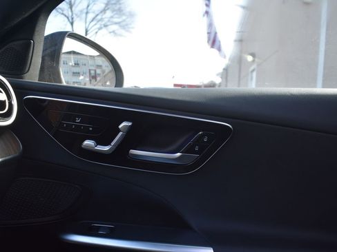 Used 2025 Mercedes-Benz C 300 Sedan image 17