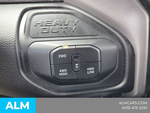 Used 2025 RAM 3500 Laramie AWD/4WD image 26